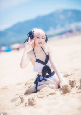 欧美婬乱A片人与善交免费视频_剧情片电影免费在线